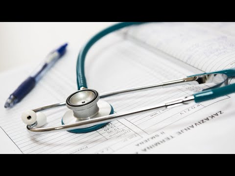 Rozmowy z oszustami - oszust Marcin rozmawia z psychiatrą (inwestycje bitcoin scam BTC kryptowaluty)