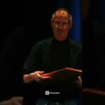 img_126559_the-introduction-of-the-first-macbook-air-by-steve-jobs-2008-persian-subtitle.jpg