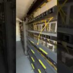 img_131824_how-bitcoin-mining-machines-are-earning-millions-daily-real-setup-tour-2025-crypto-bitcoinmining.jpg
